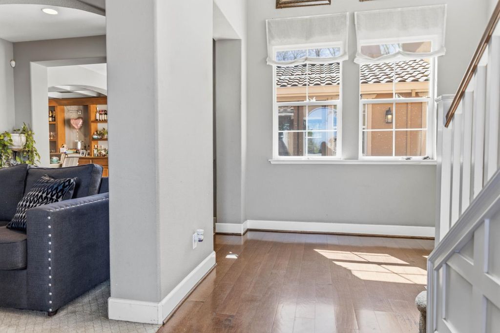 Image 6 of property listing at 15627 W Botelho, Kerman, CA 93630