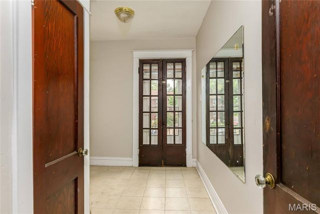 7005 Amherst Avenue 2nd floor, St Louis, MO 63130