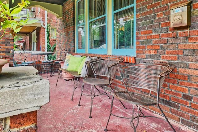 7005 Amherst Avenue 2nd floor, St Louis, MO 63130
