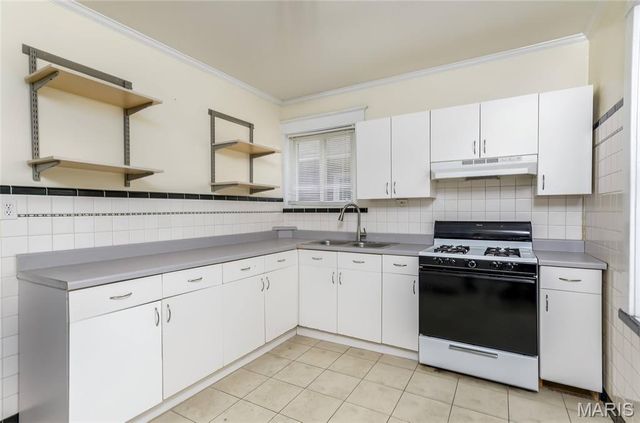 7005 Amherst Avenue 2nd floor, St Louis, MO 63130