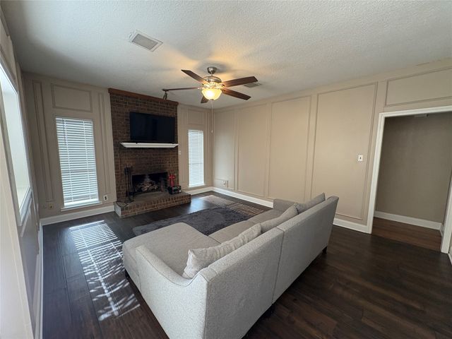 2000 Azalea Street, Denton, TX 76205