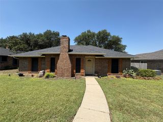 2000 Azalea Street, Denton, TX 76205