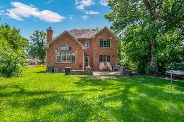 1730 Lunt Avenue, Des Plaines, IL 60018