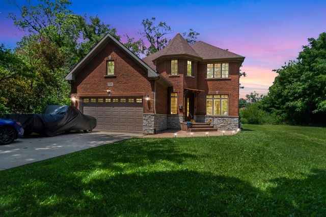 1730 Lunt Avenue, Des Plaines, IL 60018