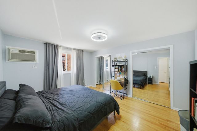 1626 W Greenleaf Avenue 1E, Chicago, IL 60626