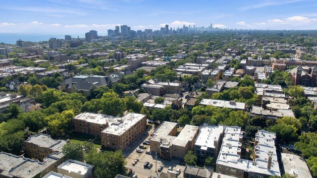 1626 W Greenleaf Avenue 1E, Chicago, IL 60626