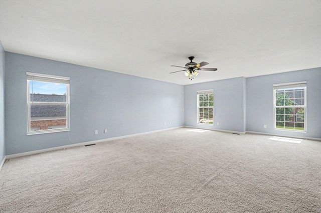 2324 Summerwoods Drive, Hebron, KY 41048