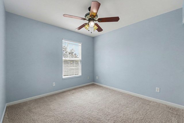 2324 Summerwoods Drive, Hebron, KY 41048