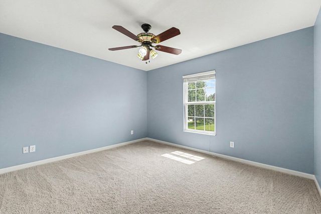 2324 Summerwoods Drive, Hebron, KY 41048