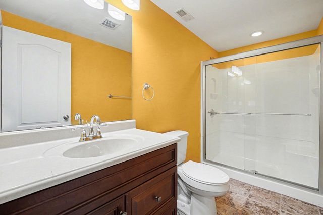 2324 Summerwoods Drive, Hebron, KY 41048