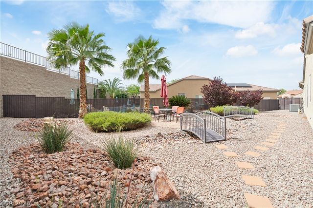 2145 Falls City Court, Henderson, NV 89044