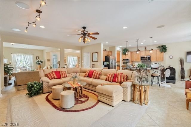 2145 Falls City Court, Henderson, NV 89044