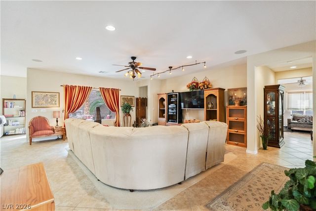 2145 Falls City Court, Henderson, NV 89044