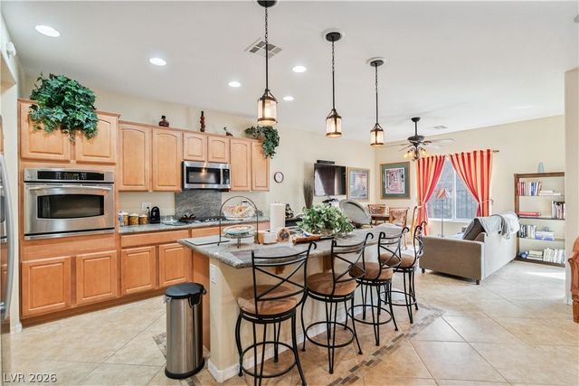 2145 Falls City Court, Henderson, NV 89044