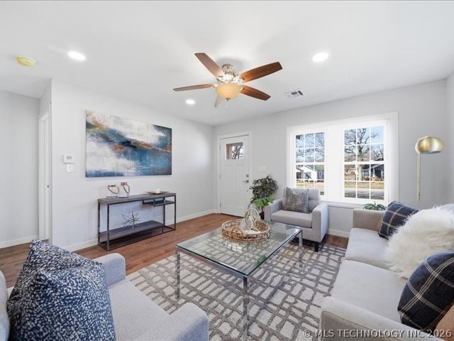 1115 N Garfield Avenue, Sand Springs, OK 74063