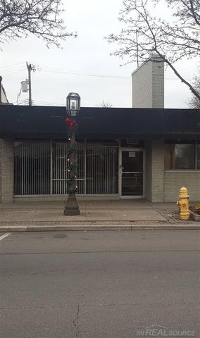 22404 Gratiot Avenue, Eastpointe, MI 48021