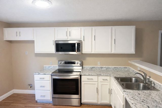 180 Maurine Lane, Cleveland, TX 77328