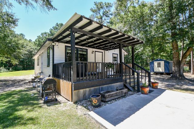 180 Maurine Lane, Cleveland, TX 77328