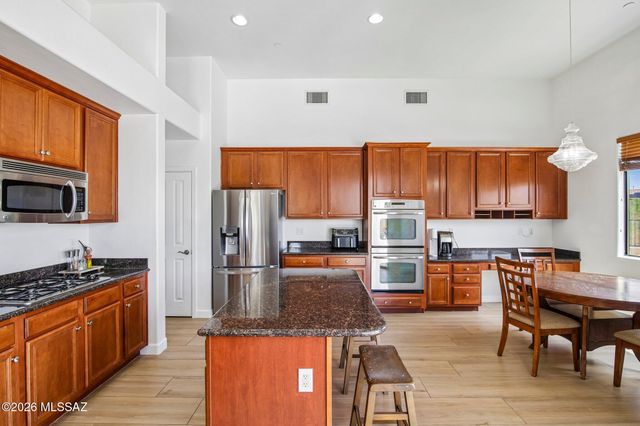 17095 S Rustling Leaf Trail, Vail, AZ 85641