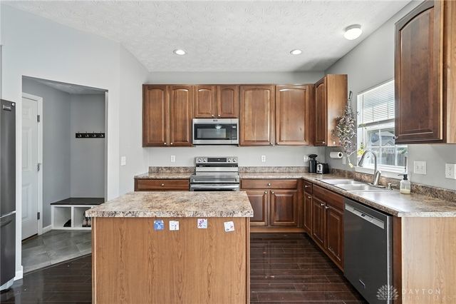 5417 Abby Loop Way, Dayton, OH 45414