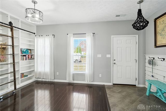 5417 Abby Loop Way, Dayton, OH 45414