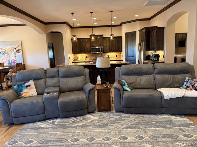 1843 E Blue Flame Street, Kingman, AZ 86409