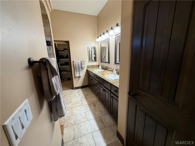 1843 E Blue Flame Street, Kingman, AZ 86409