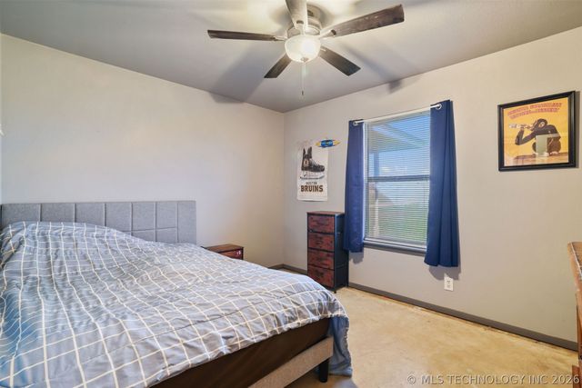 6322 State Road 70 E, Durant, OK 74701