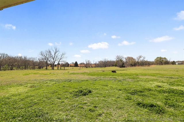 6322 State Road 70 E, Durant, OK 74701