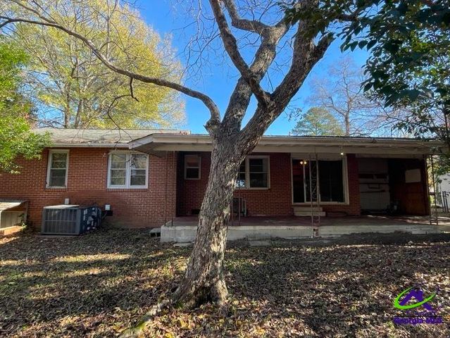 107 Springdale Drive, Warner Robins, GA 31088