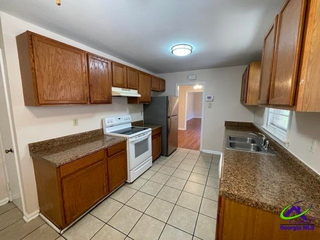 107 Springdale Drive, Warner Robins, GA 31088