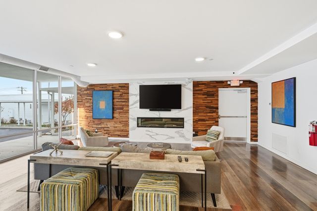 120 Main Street, 205 205, Newport, KY 41071