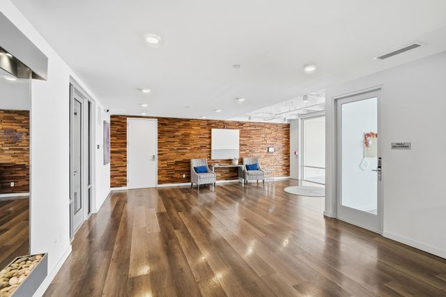 120 Main Street, 205 205, Newport, KY 41071