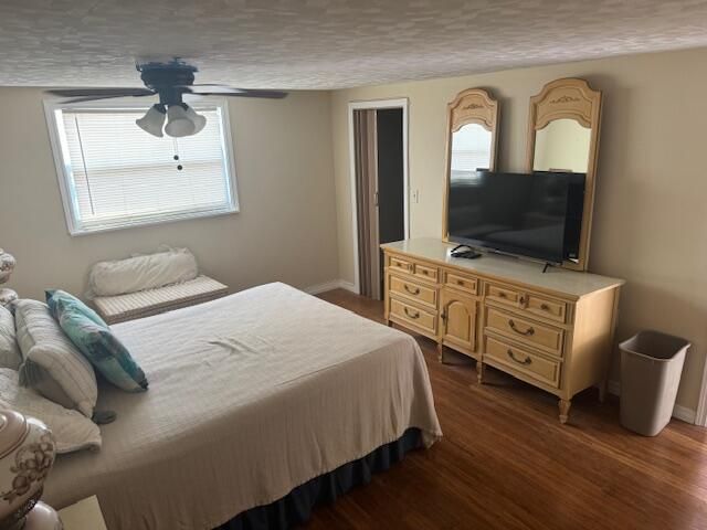 402 NW Nw 50th Court NW, Deerfield Beach, FL 33064