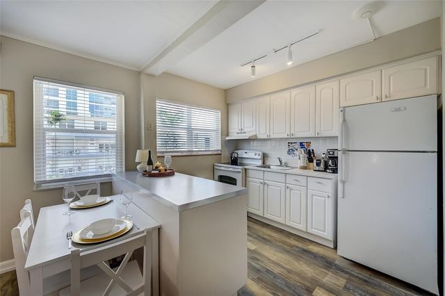 741 Bayshore Drive 32n, Fort Lauderdale, FL 33304