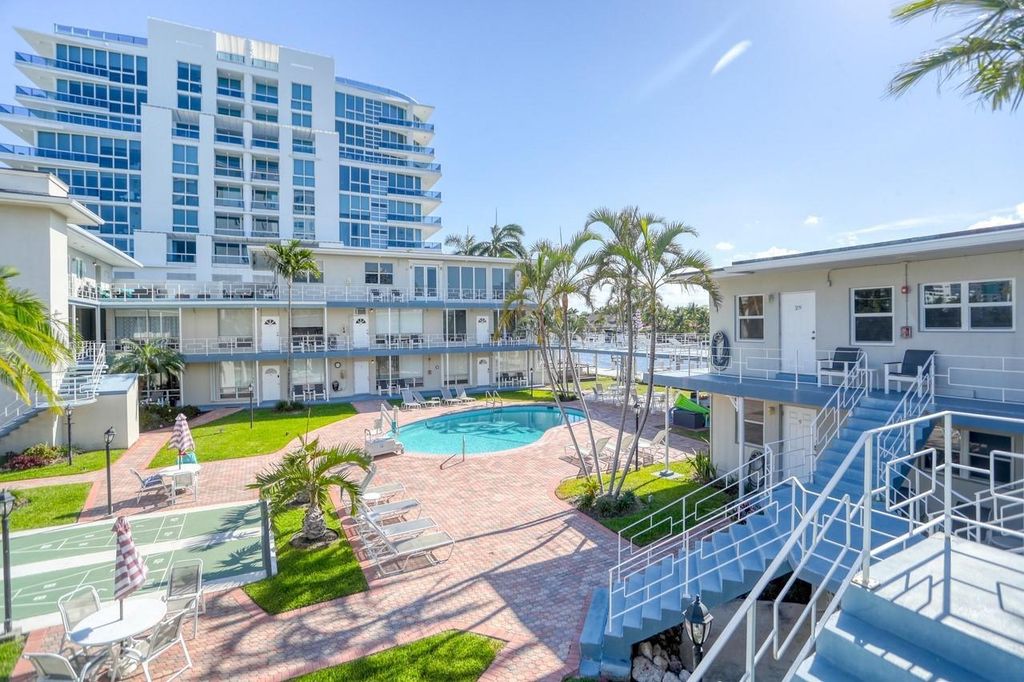 741 Bayshore Drive 32n, Fort Lauderdale, FL 33304
