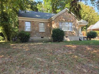 1386 VICOSCIA DR, Memphis, TN 38127