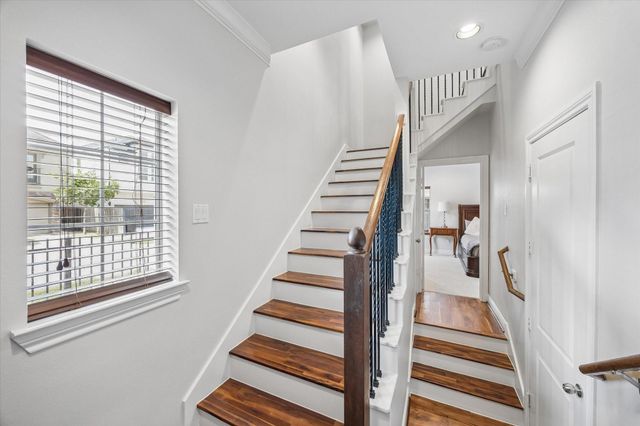 5610 Kiam Street F, Houston, TX 77007
