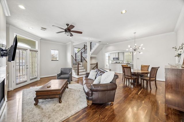 5610 Kiam Street F, Houston, TX 77007