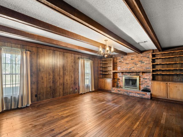 272 Alexandria Hwy, Leesville, LA 71446