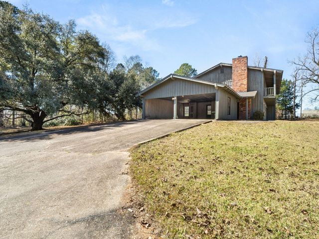 272 Alexandria Hwy, Leesville, LA 71446