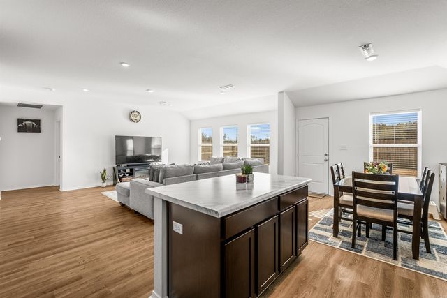 130 Jo Park Ln, Maumelle, AR 72113