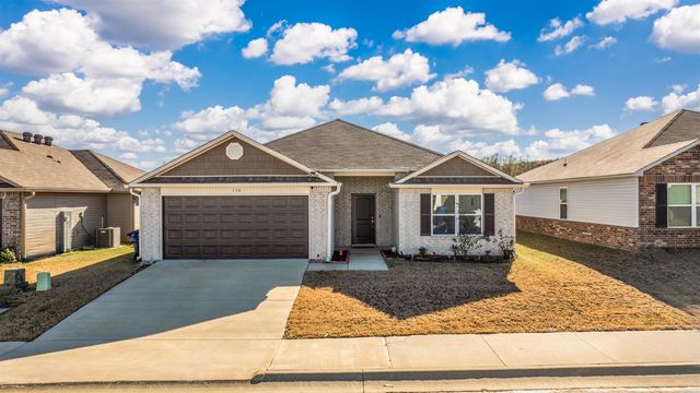 130 Jo Park Ln, Maumelle, AR 72113