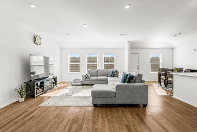 130 Jo Park Ln, Maumelle, AR 72113