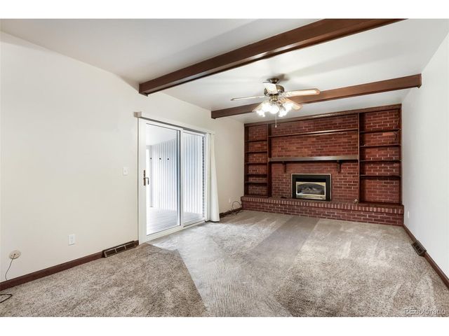 687 S Oswego Ct, Aurora, CO 80012