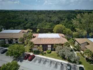 2683 N Carambola Cir N 1767, Coconut Creek, FL 33066