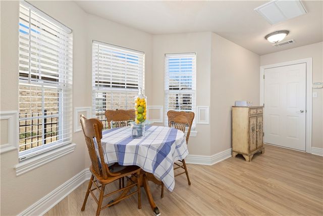 11135 Bear Drive, Farmington, AR 72730