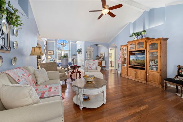 11135 Bear Drive, Farmington, AR 72730