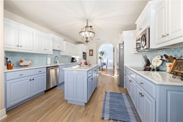 11135 Bear Drive, Farmington, AR 72730