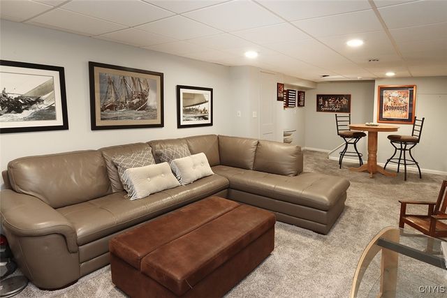 516 Standish Drive, Dewitt, NY 13224